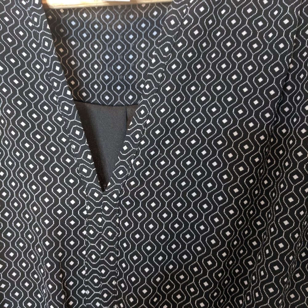H&M Pleated Polka Dot Dress, Like New! 6 - Picture 4 of 7